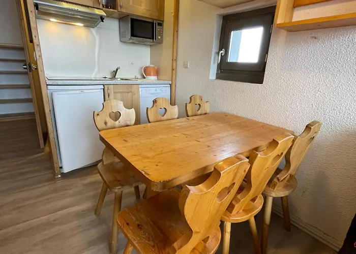 Lauzier Nook By Alpstays